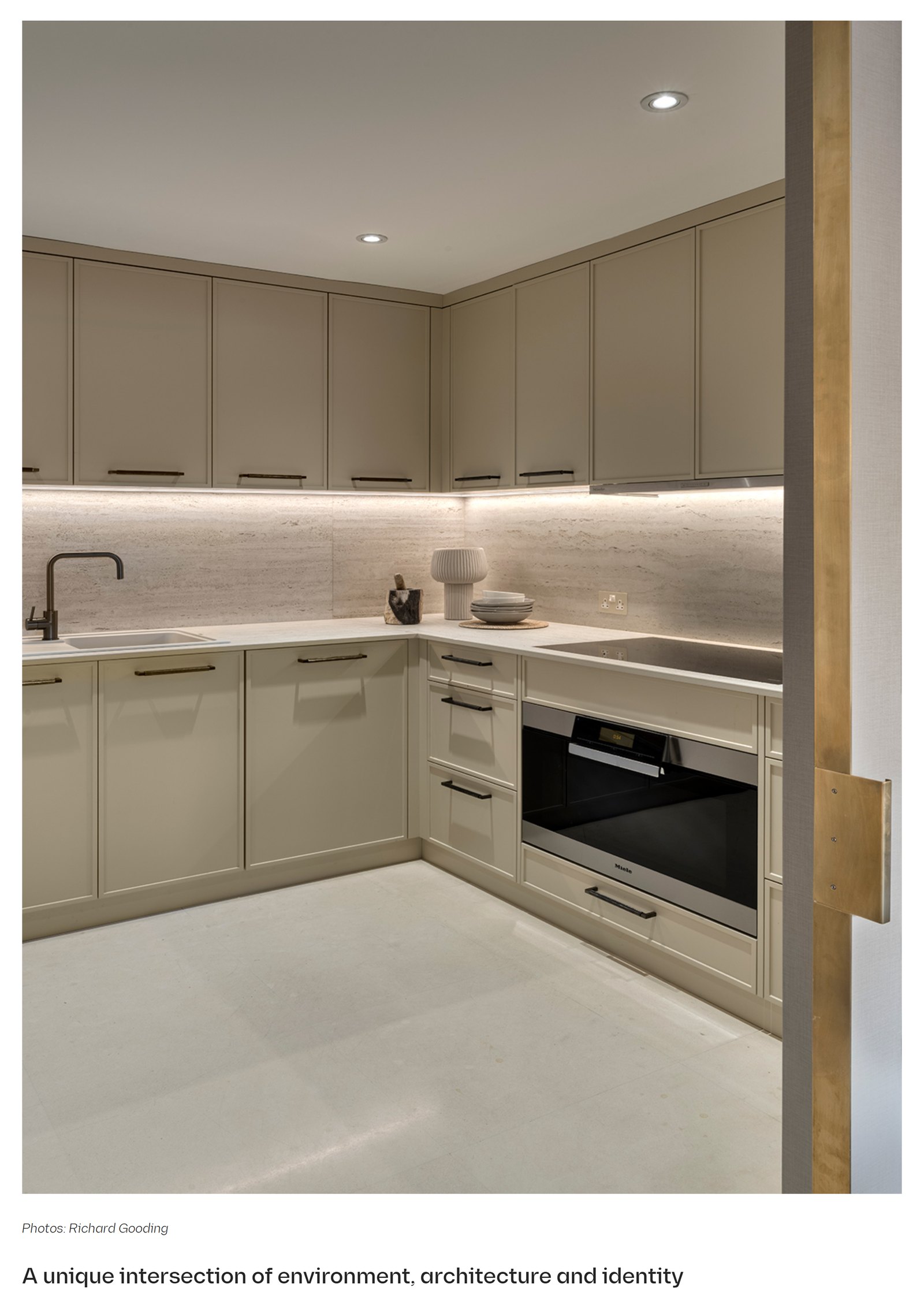 Cosentino C-Top Design feature showing the kitchen at our Knightsbridge Pied-à-terre by Tollgard Studio